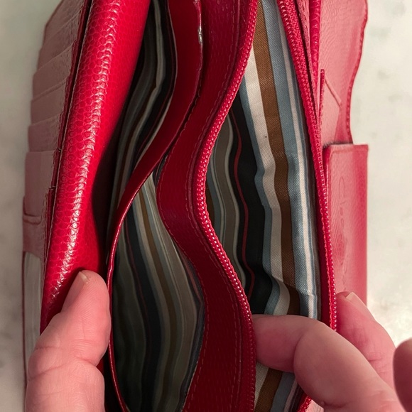 Cleo & Patel Paris red wallet - Picture 3 of 10